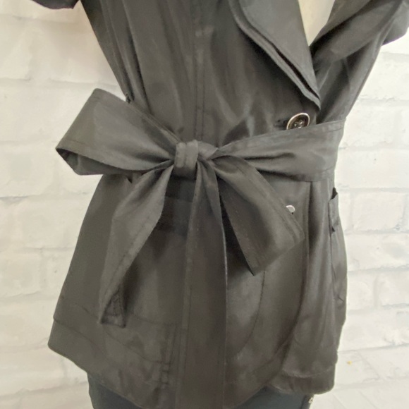 NWT White House Black Market Top - Picture 3 of 15